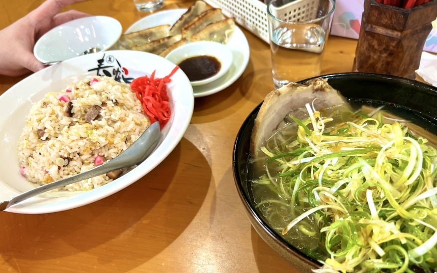 ラーメン◯美春鶴外観