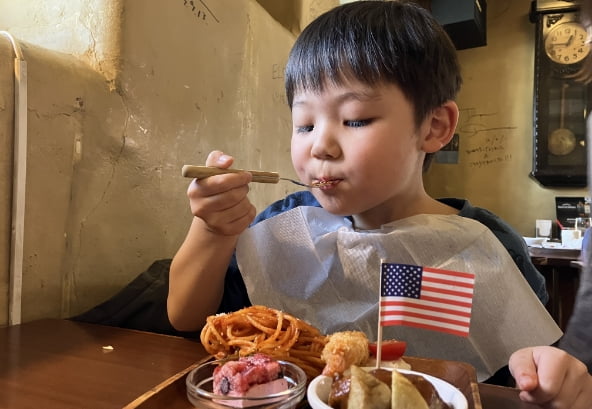 ランチョ・エルパソで食事シーン