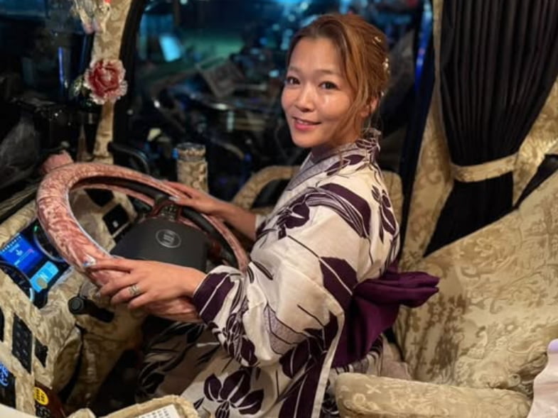 温室育ちのひっぱり女の乗車写真