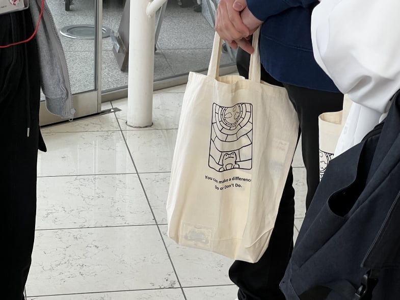 ezofrogs傾聴シーン